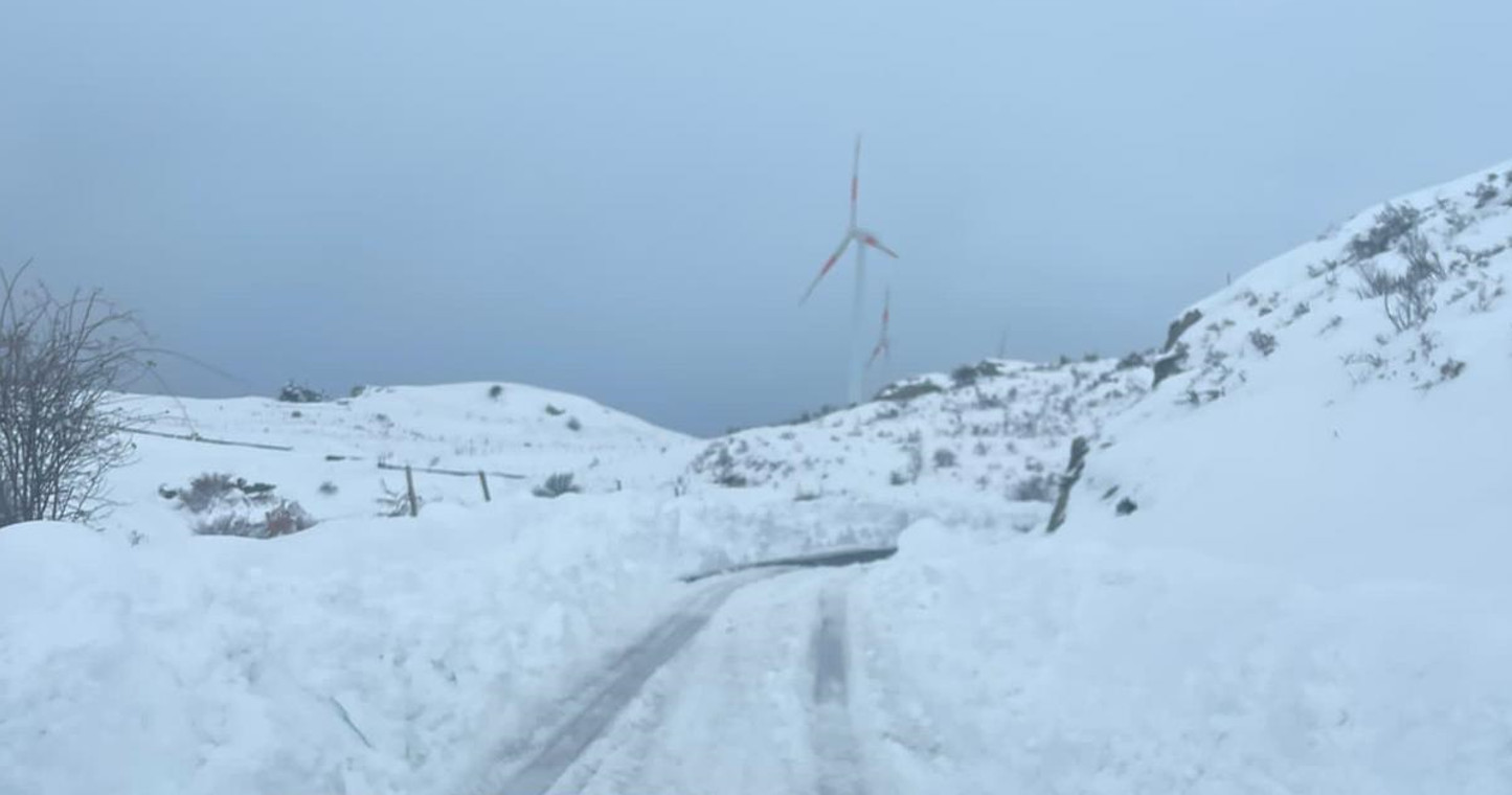 Messina - Emergenza neve sulle strade provinciali
