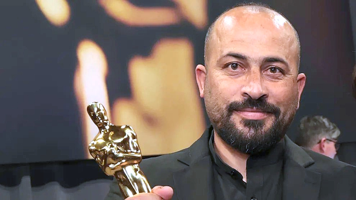 Arrestato il regista premio Oscar Hamdan Ballal mentre difendeva il villaggio di Susya dall'attacco di terroristi ebrei