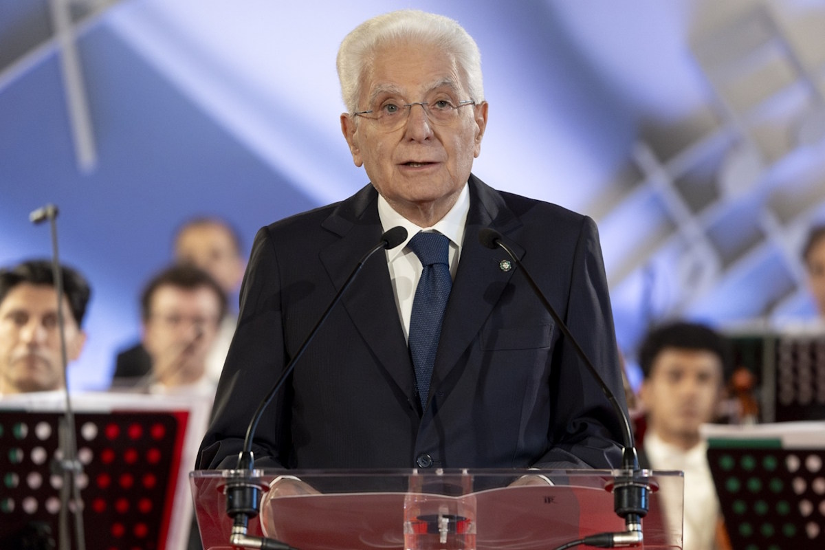 Un pavido e vergognoso Sergio Mattarella ancora una volta evita di denunciare gli orrendi crimini commessi dallo Stato ebraico di Israele contro il popolo palestinese