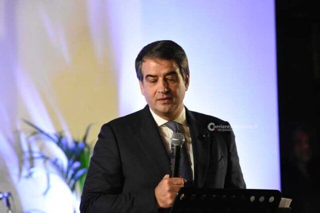 Raffaele Fitto: Se l'Ungheria non rispetta stato di diritto perderà 1 miliardo dalla coesione