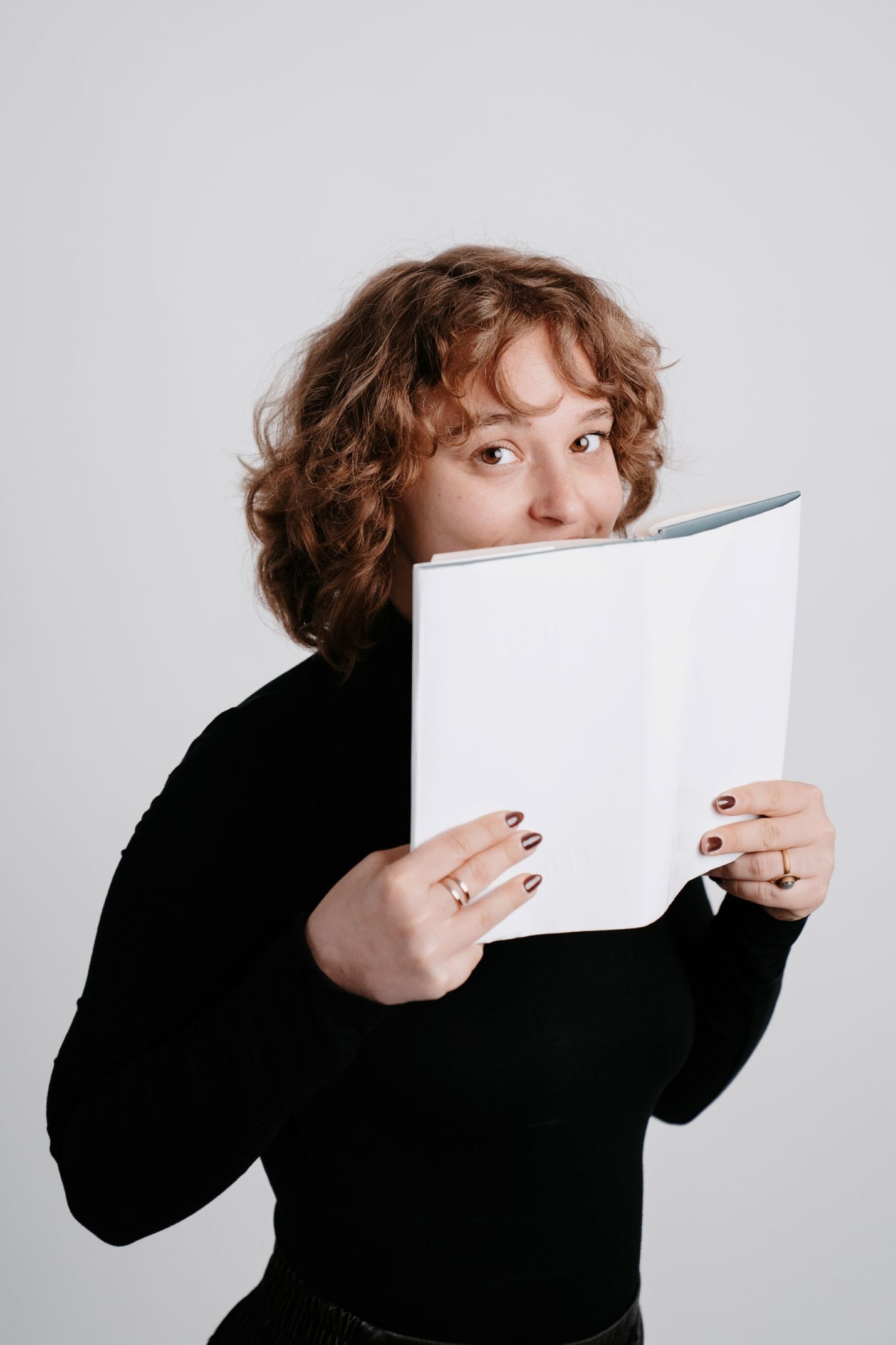 “Quel che resta di un’isola”, Anita Bozzo tra rapporti umani e crescita personale